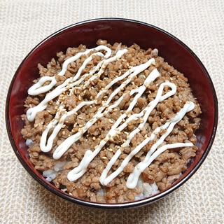 豚挽肉の焼き肉マヨ丼